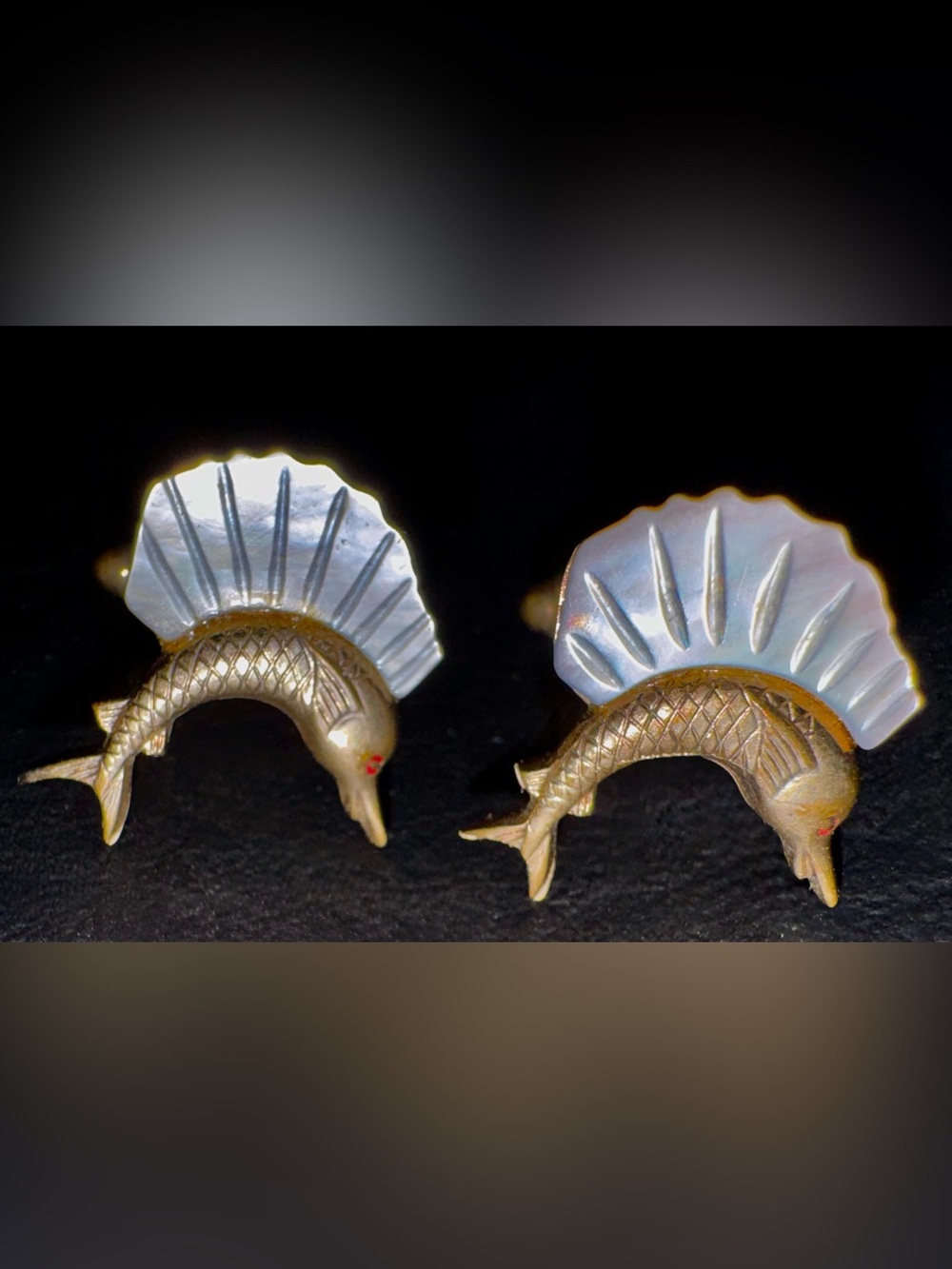 Vintage Fish Fan Cufflinks and tie clip in Gold and Mother-of-Pearl